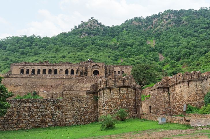 Bhangarh Fort (Bhangarh, India)